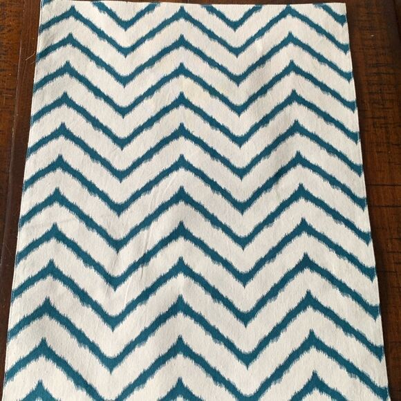 New Bundle of 12 Napkins & 12 Placemats - Chevron Ikat Rustic Farmhouse Style - Picture 6 of 12